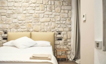 Двухместный номер Standard с видом на сад двуспальная кровать в Olivia Rooms Eurialo