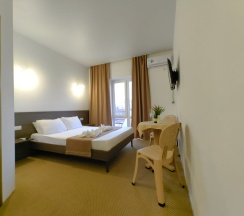 Двухместный номер в Белое солнце