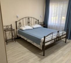 Двухместный номер Standard с красивым видом из окна (двуспальная кровать) в Жемчужина Предгорья