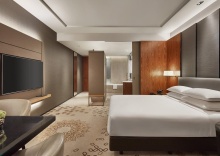 Двухместный номер двуспальная кровать в Hyatt Regency Bangkok Sukhumvit