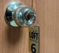 Кровать в общем номере (женский номер) в Loft