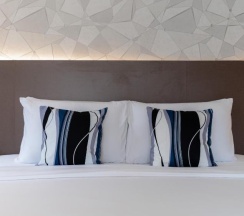 Двухместный люкс Corner двуспальная кровать в Heeton Concept Hotel Pattaya by Compass Hospitality