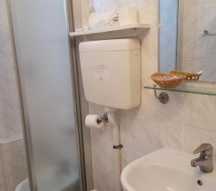 Четырёхместный номер Economy в Hotel Le Vele - Fronte spiaggia Playa del Sol 108-109