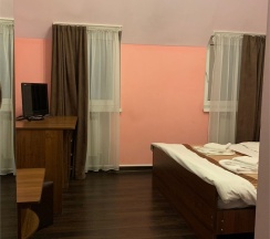 Стандарт плюс с 2-х спальной кроватью. в Hotel comfort