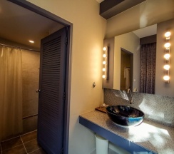 Четырёхместный номер Deluxe в Sino House Phuket Hotel