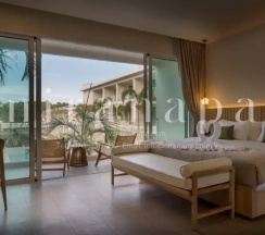 Двухместный номер Deluxe с видом на бассейн (двуспальная кровать) в Niranapa Boutique Resort