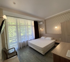 Четырёхместный номер Standard с 2 комнатами с балконом и с красивым видом из окна в Amare