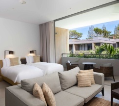 Семейный люкс Azure в Twinpalms MontAzure Phuket Resort