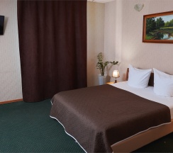 Эконом Стандарт 4-х местный с ванной комнатой в Zb Hotels Айсберг Саратов