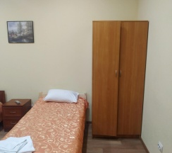 Номер эконом с 2 односпальными кроватями в Крона