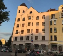 Апартаменты с 3 комнатами с красивым видом из окна в Rooms4Rent