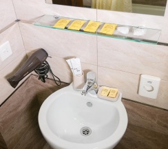 Номер улучшенный №203 в Hotel central