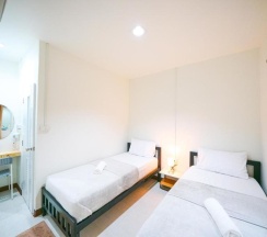 Двухместный номер Economy 2 отдельные кровати в D-hub Hostel