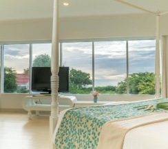 Люкс с балконом в Cera Resort Chaam