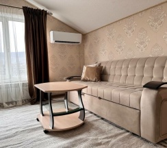 Двухэтажные апартаменты в центре в Как Дома 05