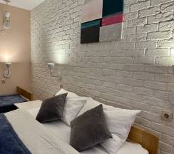 Эконом (ванная комната рядом с номером) в Riverside