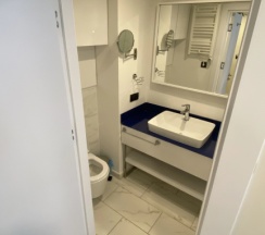 Апартаменты Superior с балконом и с частичным видом на море в Апарт-отель MyGeorgia LLC Orbi City