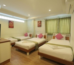 Трёхместная студия односпальная кровать в My Way Hua Hin Music Hotel
