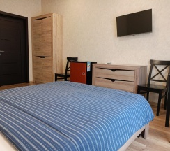 Двухместный номер "SUPERIOR" с одной большой кроватью в Морской