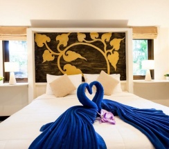 Вилла с 4 комнатами с видом на горы в Boutique Resort Private Pool Villa
