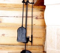 Двухместный номер в деревянном коттедже с камином в Колыба