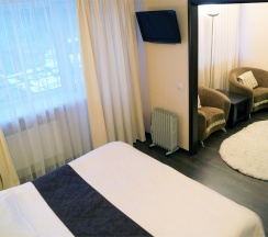 ДЖУНИОР СЮИТ С БАЛКОНОМ в 69 параллель