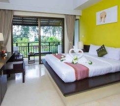 Двухместный номер Superior с балконом (двуспальная кровать) в Palm Galleria Resort