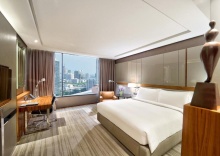 Двухместный номер Deluxe Premium двуспальная кровать в Hilton Sukhumvit Bangkok