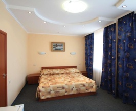 Номер полулюкс в Нео