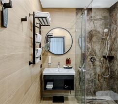 Villa Deluxe в Mairi