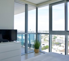Апартаменты c 1 комнатой с балконом и с видом на океан в Modern Geometry at Monte Carlo Miami Beach