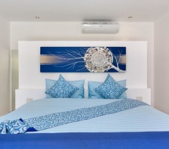 Бунгало с видом на сад в La Perle Luxury Boutique Hotel