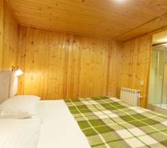 Улучшенный домик в Allure Lodge