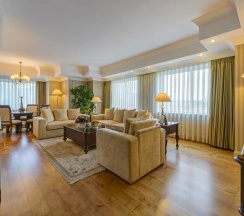 Двухместный люкс Presidential двуспальная кровать в Rixos President Astana