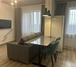 4-местные 1-комнатные апартаменты люкс с 1 двуспальной кроватью в AntoninaApartments (АнтонинаАпартментс) на улице Крылова