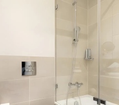 Двухместный номер Premium двуспальная кровать в Garner Berlin - Mitte, an IHG Hotel