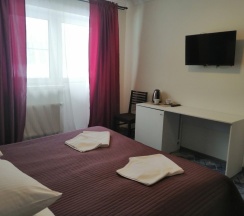 Двухместный номер Standard с балконом двуспальная кровать в RiverSide