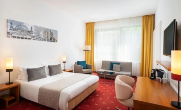 Двухместный полулюкс 2 отдельные кровати в Leonardo Hotel Berlin KU'DAMM