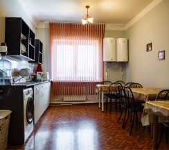 Улучшенный номер с 1 двухместной кроватью в Dom hostel