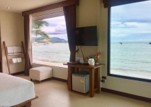 Номер Standard beachfront в Samui Mermaid Beachfront