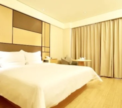 Двухместный номер Superior (двуспальная кровать) в JI Hotel Lujiazui Babaiban