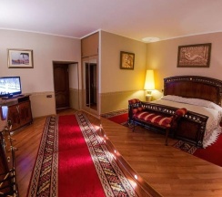 Двухместные апартаменты двуспальная кровать в Reikartz Dostar Karaganda