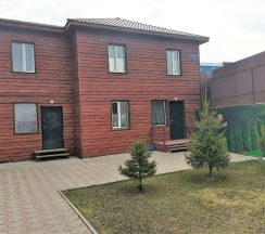 Коттедж с 6 комнатами в Удачный