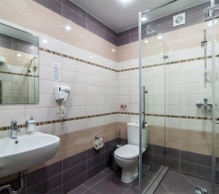 Стандартный семейный номер с балконом в River star