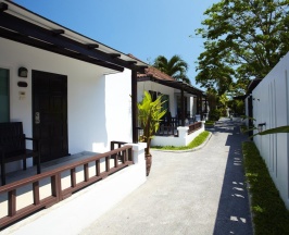 Двухместное бунгало Superior с видом на сад двуспальная кровать в Chaweng Cove Beach Resort