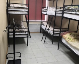 Кровать в общем номере (мужской номер) в Проспект