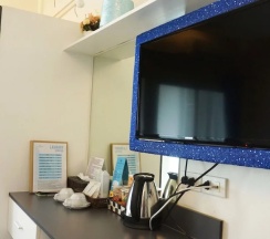 Двухместный номер Superior с видом на город двуспальная кровать в Westgate Residence Hotel