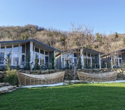 Хитте в Shepsi River Village
