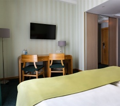Стандартный номер с видом на реку в Tulip Inn 3*