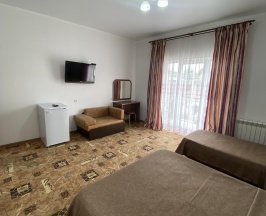 4-местный номер полулюкс в Амелия